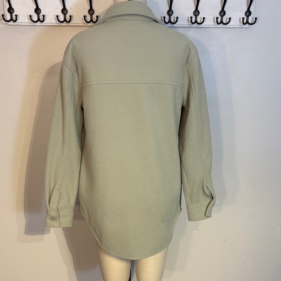 Rachel & Zoe Sage Utility shacket size small - Picture 4 of 7